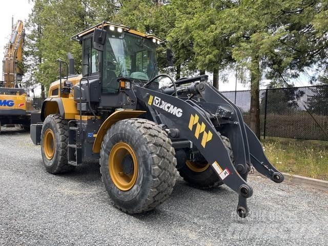XCMG XC938U Gumikerekes homlokrakodók