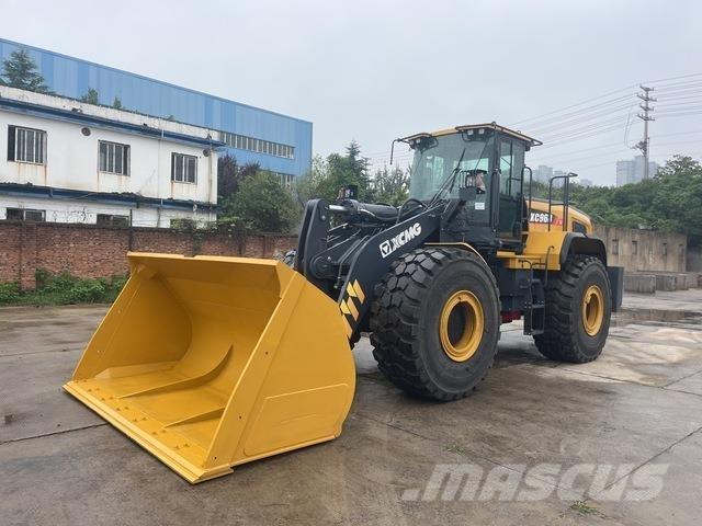 XCMG XC968U Gumikerekes homlokrakodók
