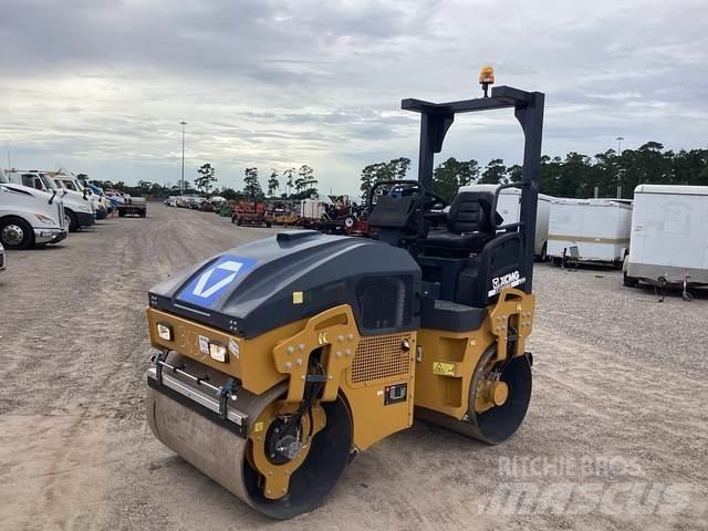 XCMG XMR303S Ikerdobos hengerek
