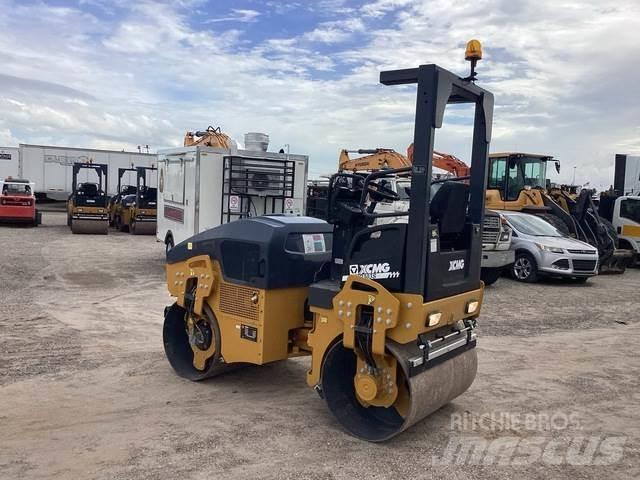 XCMG XMR303S Ikerdobos hengerek