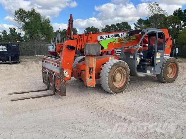 Xtreme XR1055 Teleszkópos rakodók