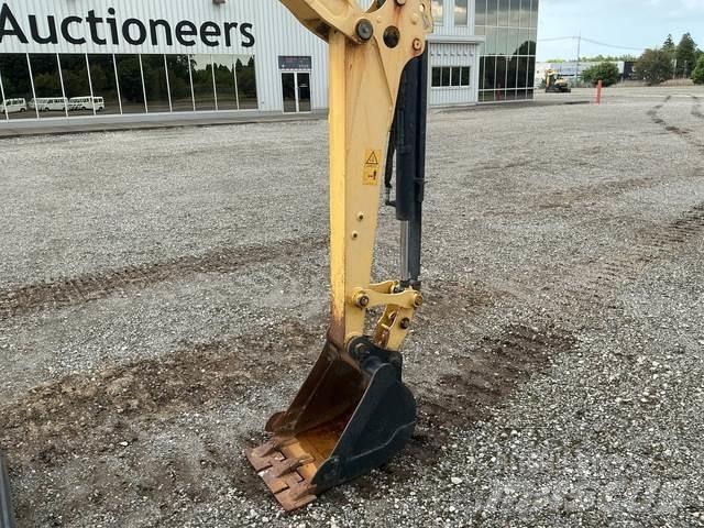 Yanmar B3-6A Lánctalpas kotrók