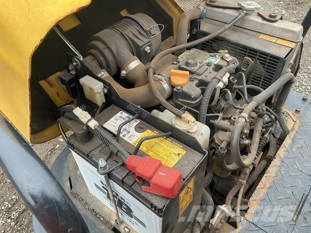 Yanmar C12R-B Lánctalpas dömperek