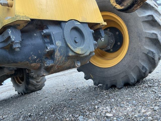 Yanmar V3-6 Gumikerekes homlokrakodók