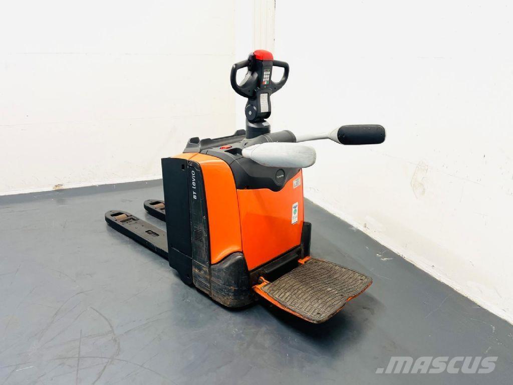BT LPE 200 Alacsony emelőkocsi