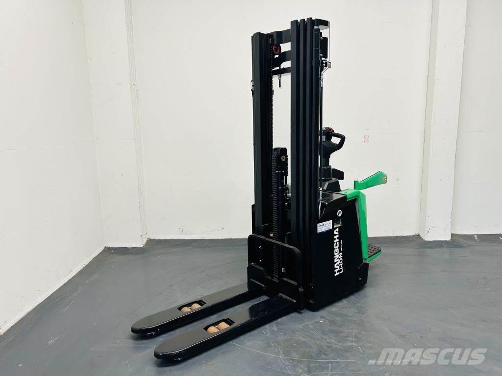 Hangcha CDD20-XT1S-SI Elektromos gyalogkíséretű targoncák
