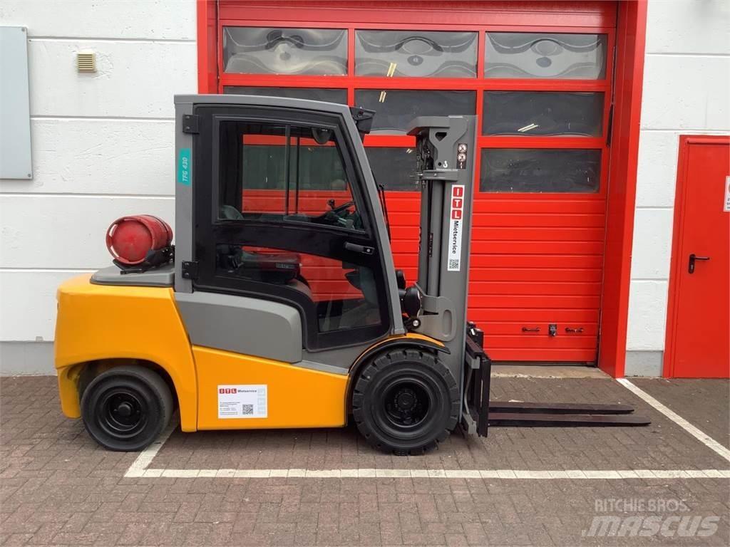 Jungheinrich TFG430 Gázüzemű targoncák