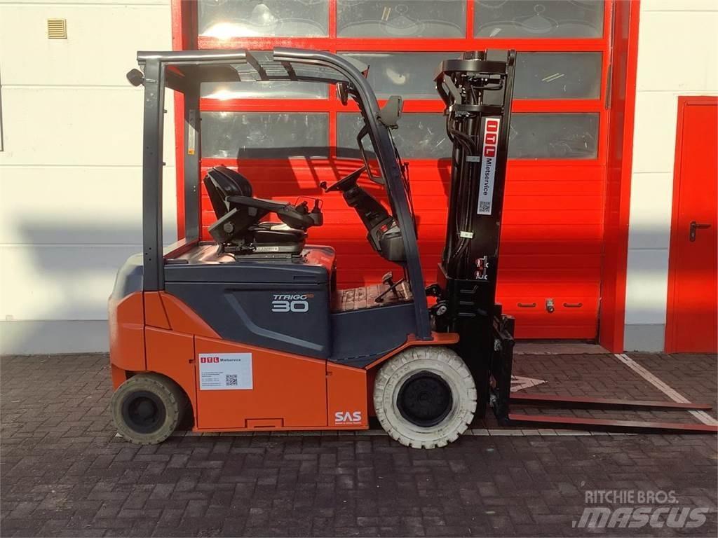 Toyota 8FBMKT30 Elektromos targoncák