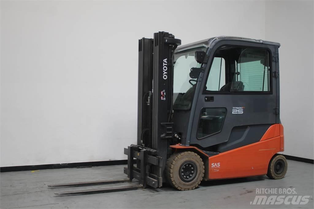 Toyota 8FBMT25 Elektromos targoncák