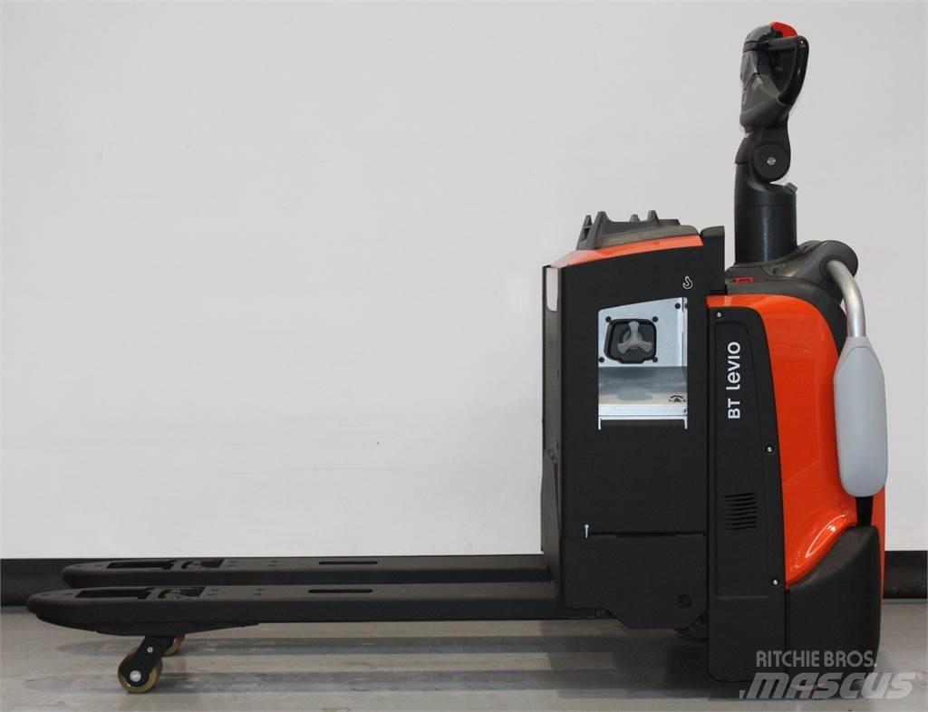 Toyota LPE220 Alacsony emelőkocsi
