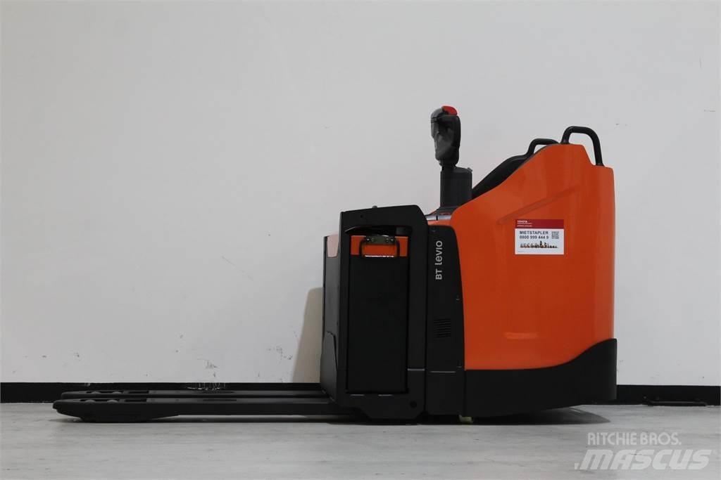 Toyota LPE220 Alacsony emelőkocsi