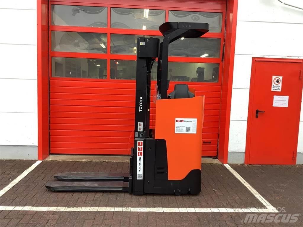 Toyota SSI160LN Gyalogkíséretű targonca