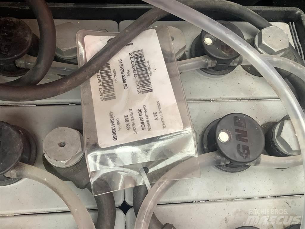 Toyota SWE120 Gyalogkíséretű targonca