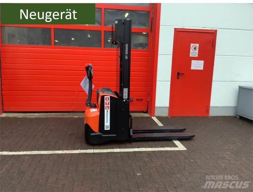 Toyota SWE120L Gyalogkíséretű targonca