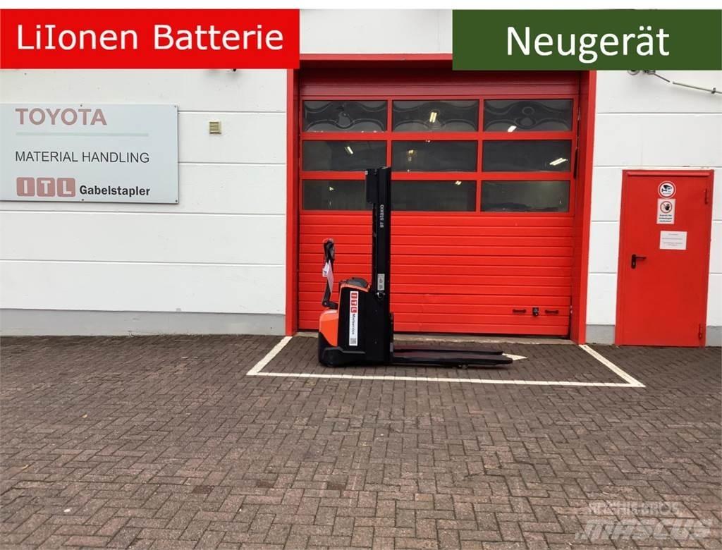 Toyota SWE120L Gyalogkíséretű targonca
