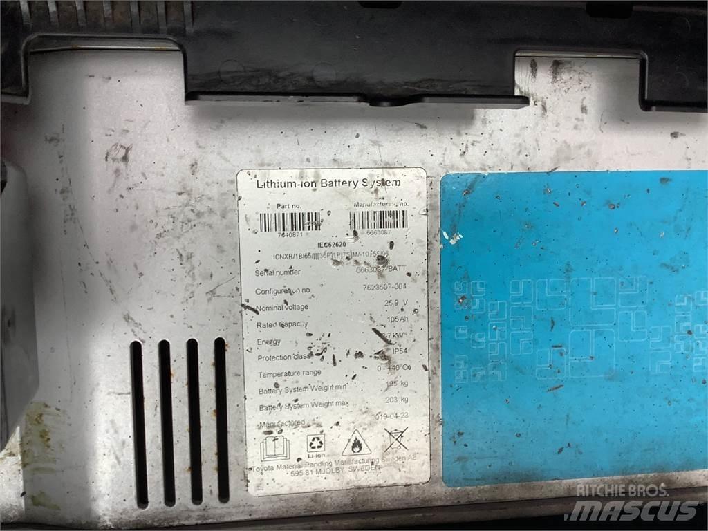 Toyota SWE120L Gyalogkíséretű targonca