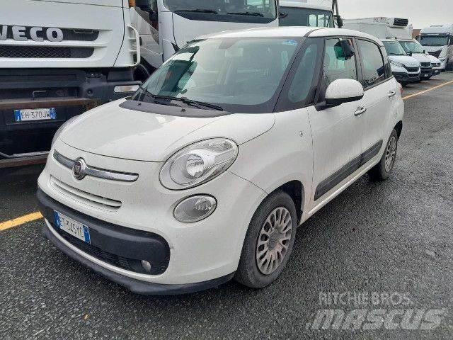 Fiat 500L Dobozos