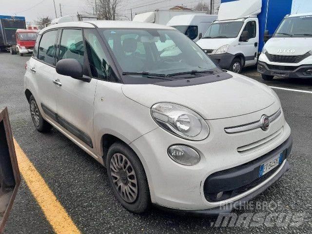 Fiat 500L Dobozos