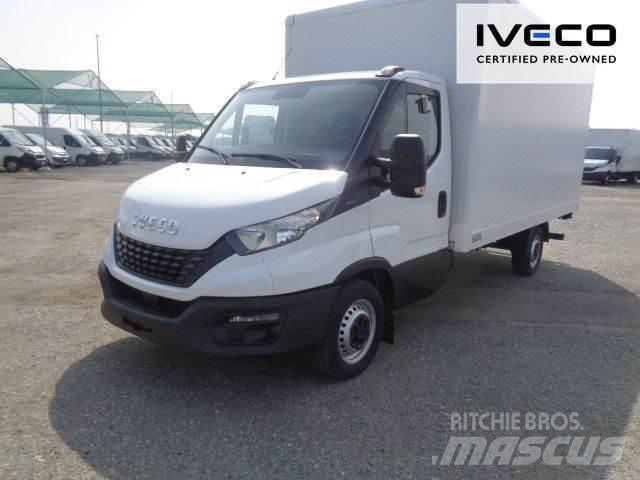 Iveco 35S16 Dobozos teherautók