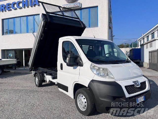 Peugeot BOXER Billenő teherautók