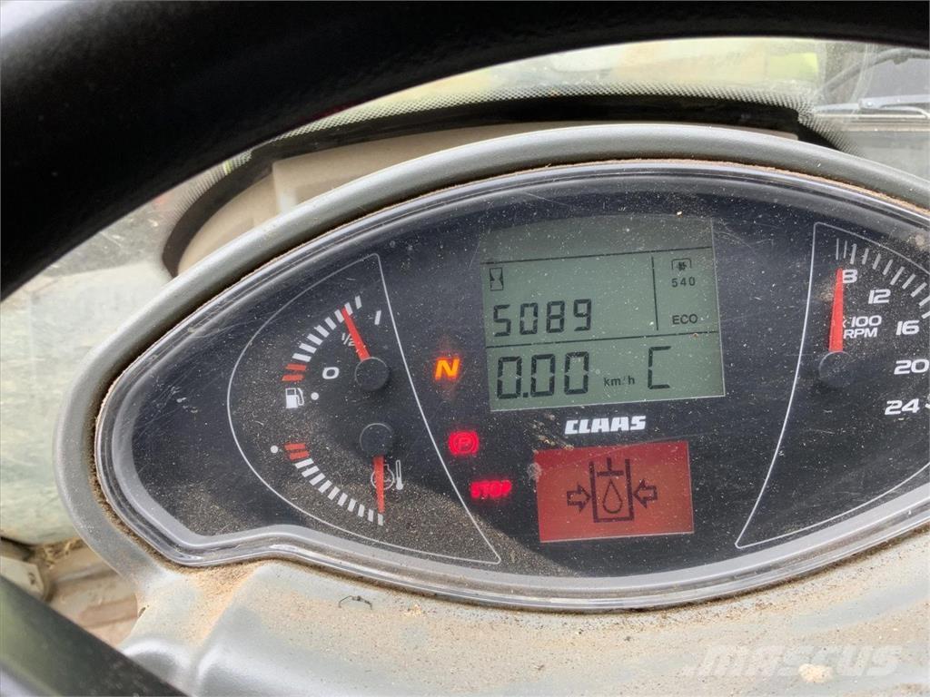 CLAAS ARION 620 Traktorok