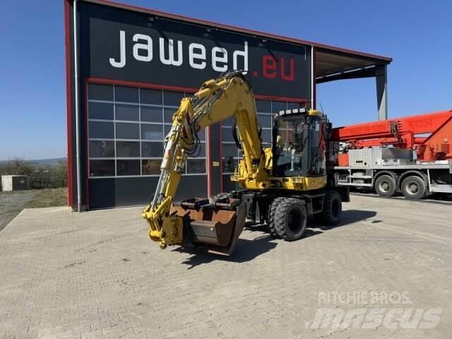 Komatsu PW98 MR10 Gumikerekes kotrók