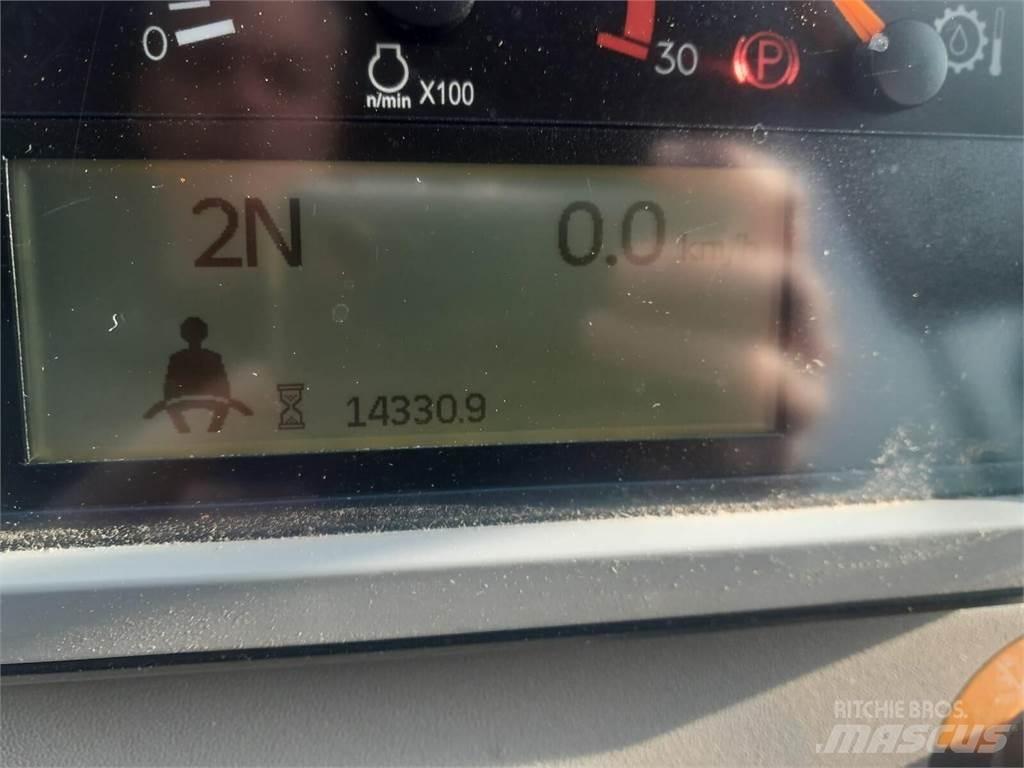 CAT 950M Gumikerekes homlokrakodók