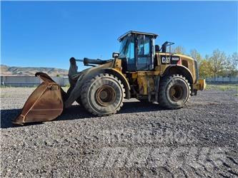 CAT 966M Gumikerekes homlokrakodók