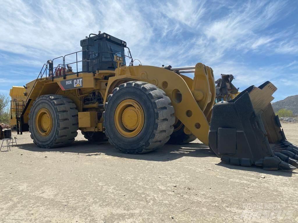 CAT 993K Gumikerekes homlokrakodók