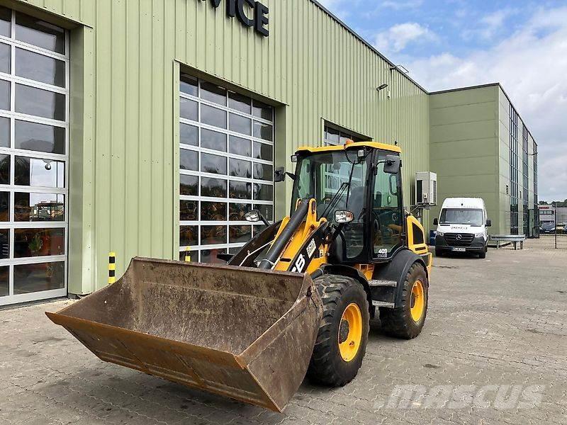 JCB 409 Gumikerekes homlokrakodók