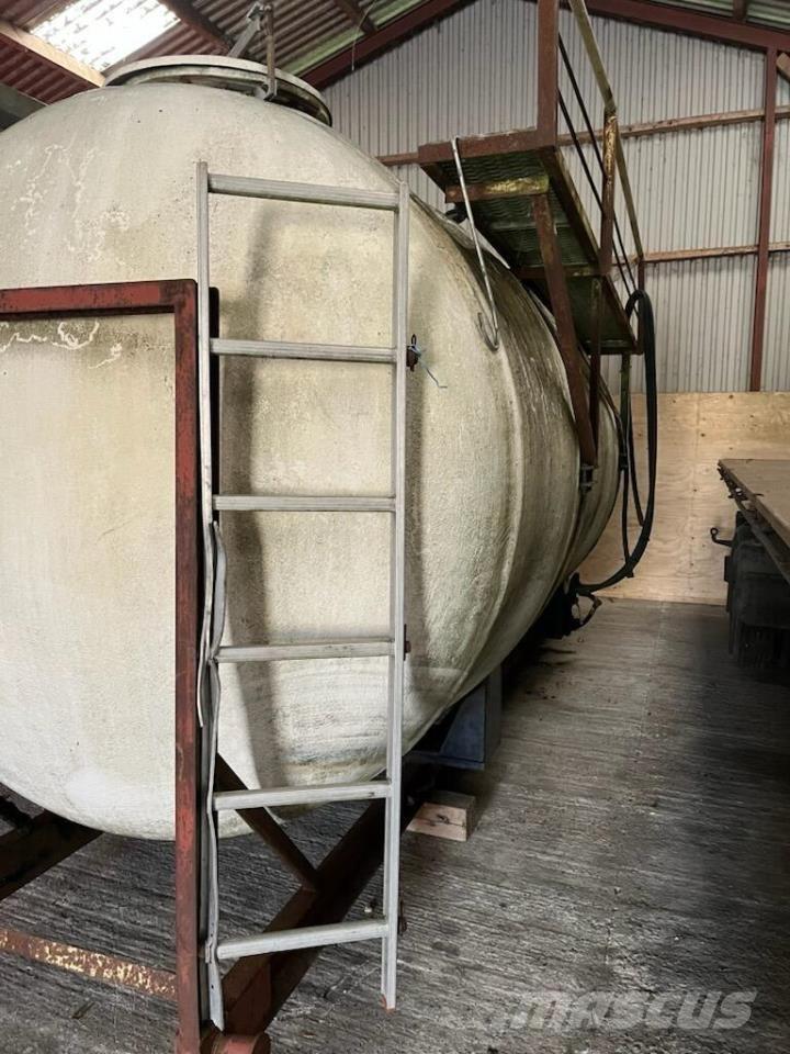  15.000 L vandtank Hulladékároló tartály,ventilátor,felvonó