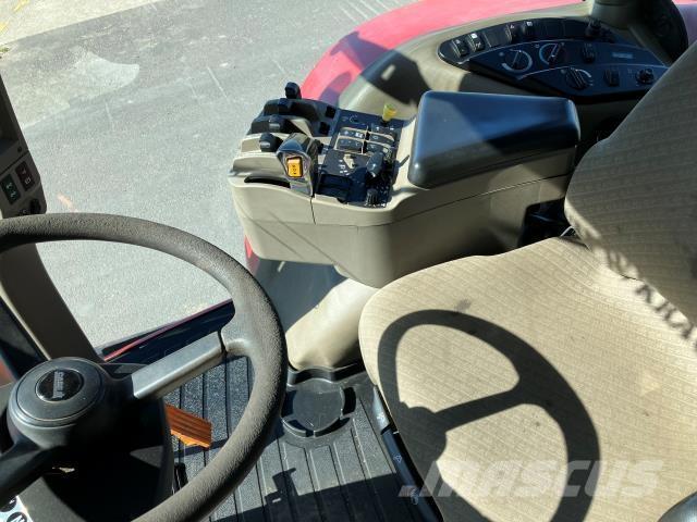 Case IH 230 Traktorok