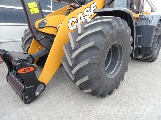 Case IH 721G Gumikerekes homlokrakodók