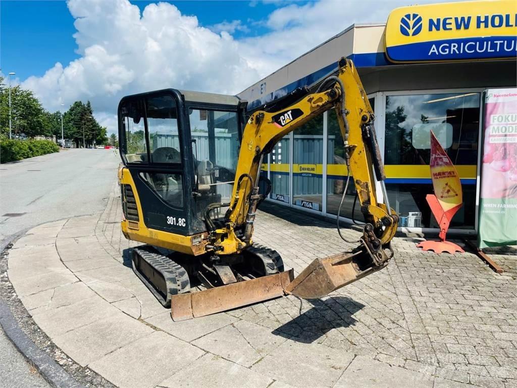 CAT 301.8C Mini kotrók < 7t