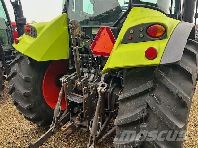 CLAAS 410 ARION Traktorok