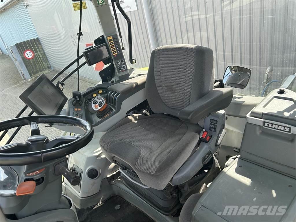 CLAAS AXION 870 Traktorok