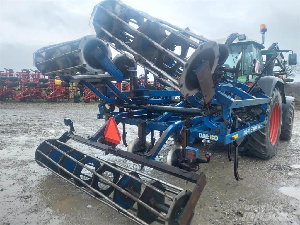 Dal-Bo Dinco 560 Borona