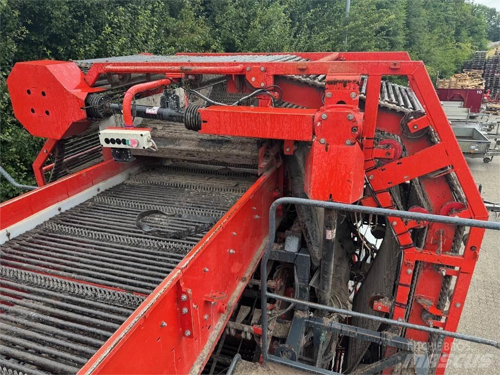 Dewulf R2060 Burgonya kombájnok és kiszedők