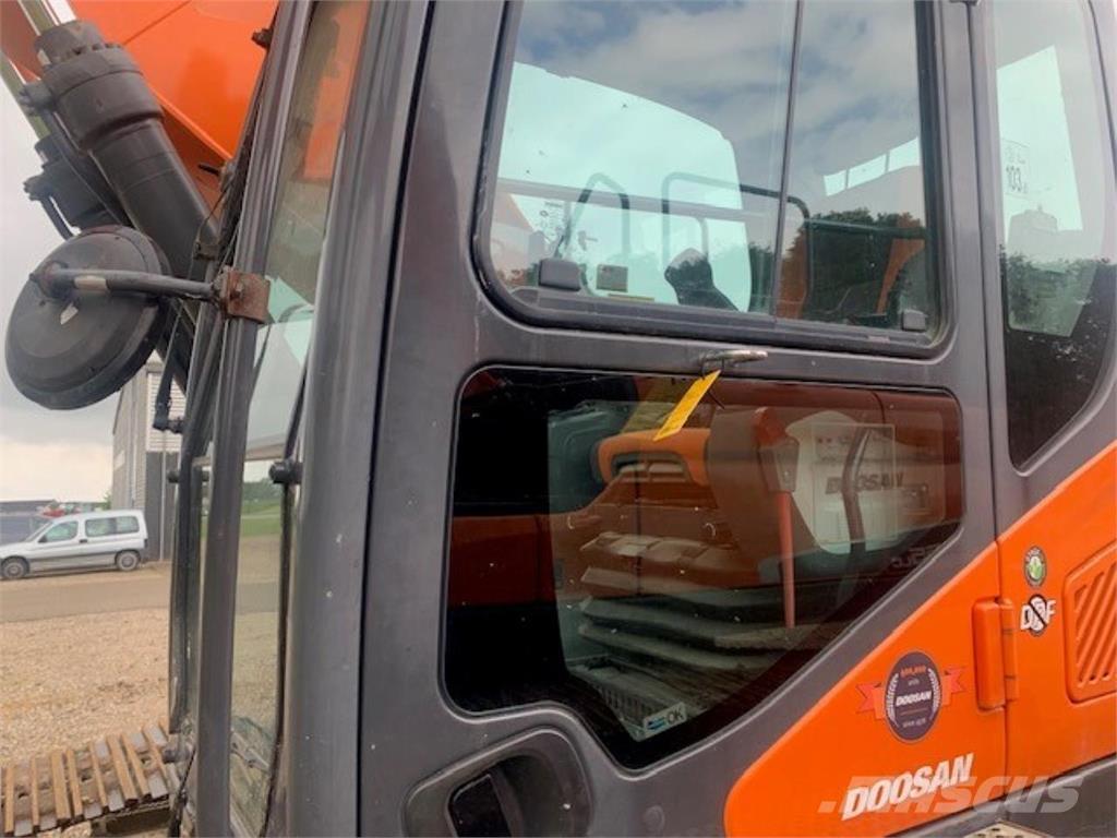 Doosan 255-5 Lánctalpas kotrók