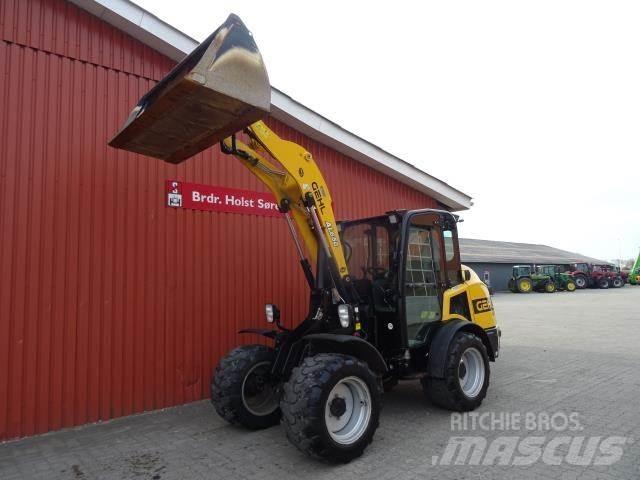 Gehl 650 Mini homlokrakodók
