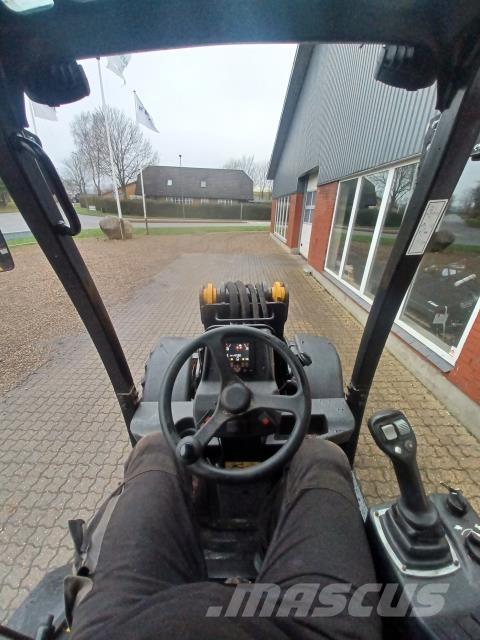 Gehl AL550 Mini homlokrakodók