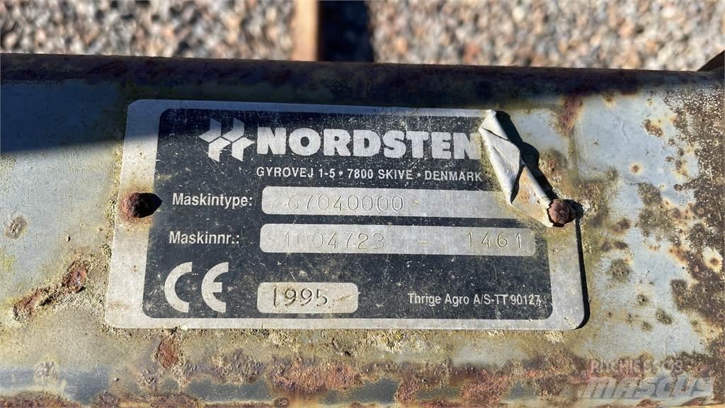  HALMSPYD Homlokrakodók és kotrók