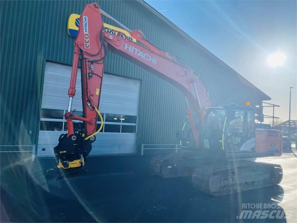 Hitachi ZX210-6 Lánctalpas kotrók
