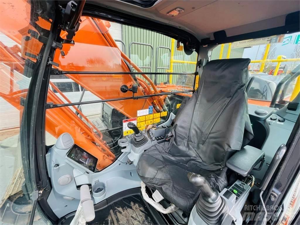 Hitachi ZX210LC-7 Lánctalpas kotrók