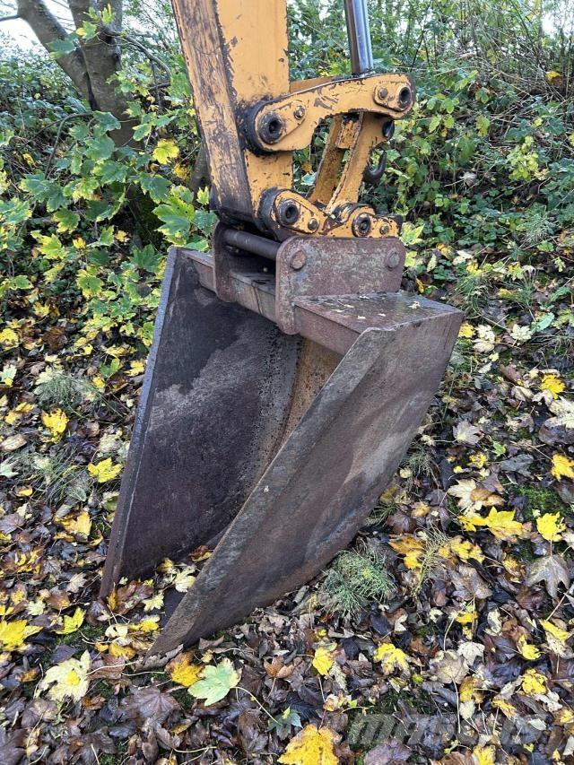 Hydrema 806 Kotrórakodók