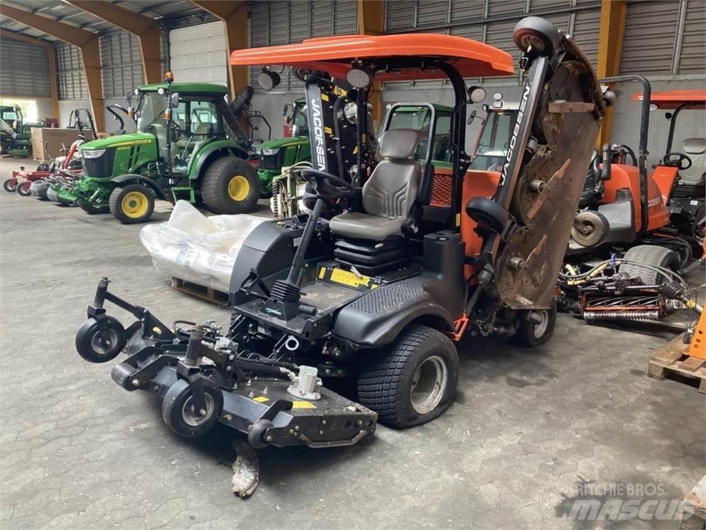 Jacobsen HR700 Kaszák
