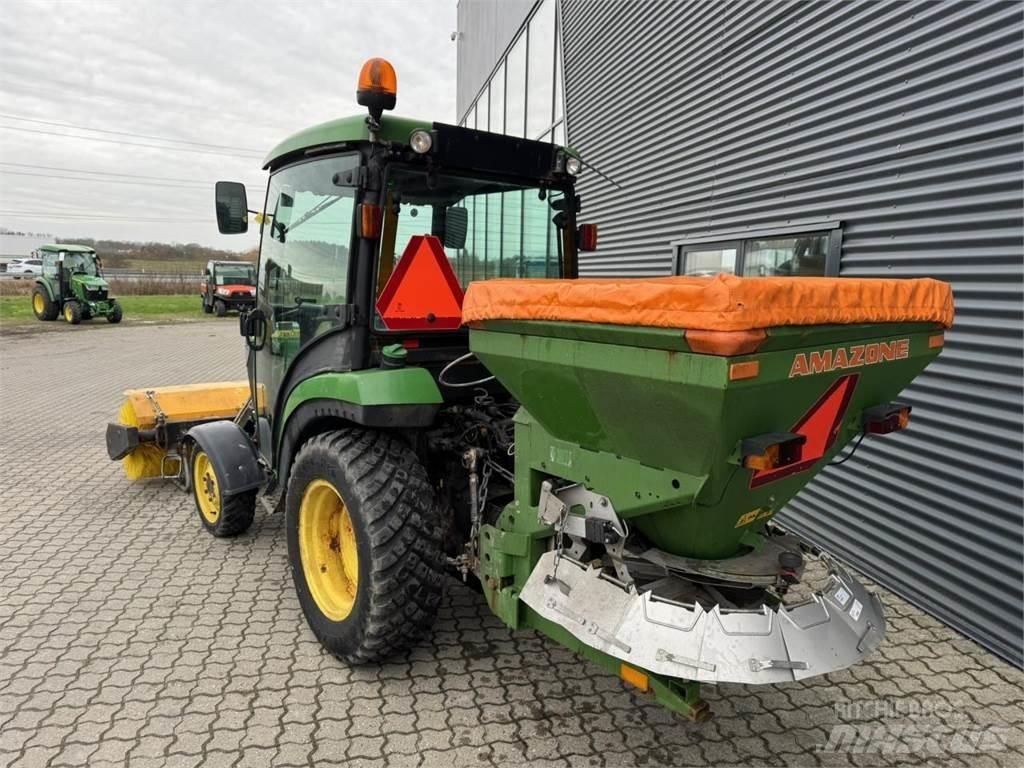 John Deere 2036R Kompakt traktorok