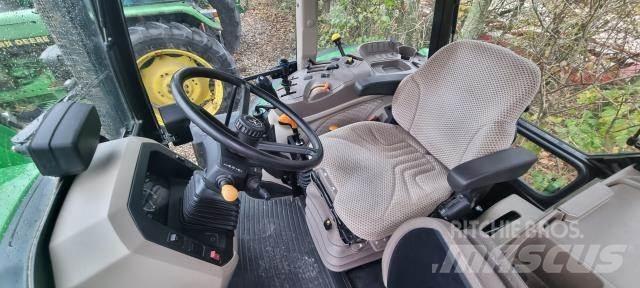 John Deere 5115M Traktorok