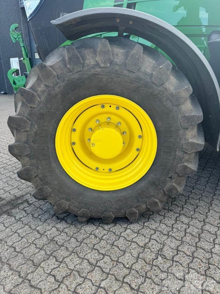 John Deere 6250R Traktorok