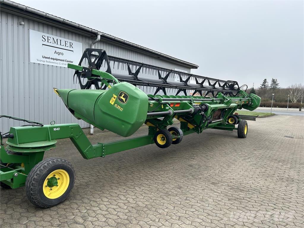 John Deere 635D Kombájn adapterek